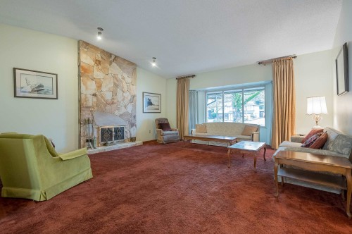 18270 58B Avenue, Surrey, BC 