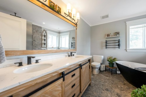 20472 98A Avenue, Langley, BC 