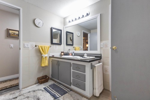 4-2315 198 Street, Langley, BC 