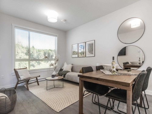 100-33886 Pine Street, Abbotsford, BC 