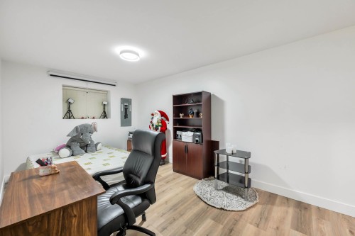 5930 128 Street, Surrey, BC 