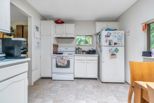 12587 23 Avenue, Surrey, BC 