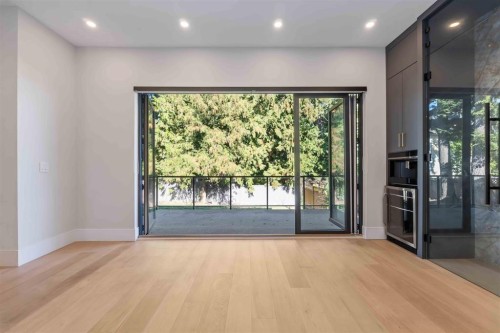 16211 96B Avenue, Surrey, BC 