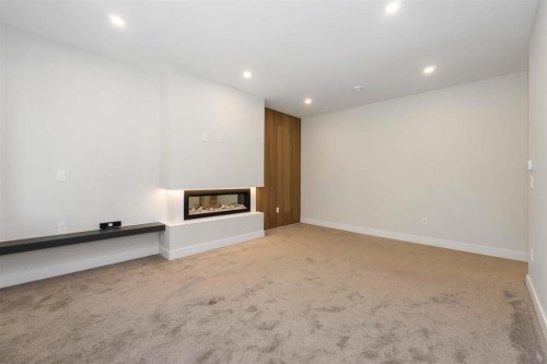 16211 96B Avenue, Surrey, BC 