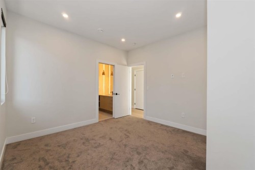 16211 96B Avenue, Surrey, BC 