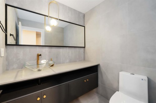 16211 96B Avenue, Surrey, BC 