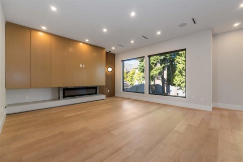 16211 96B Avenue, Surrey, BC 