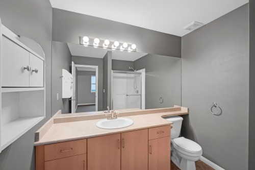 63-8737 161 Street, Surrey, BC 