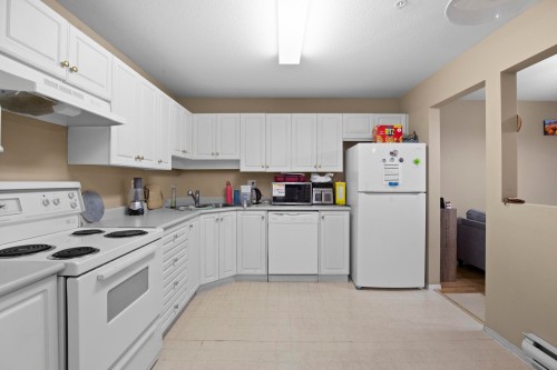 309-31831 Peardonville Road, Abbotsford, BC 