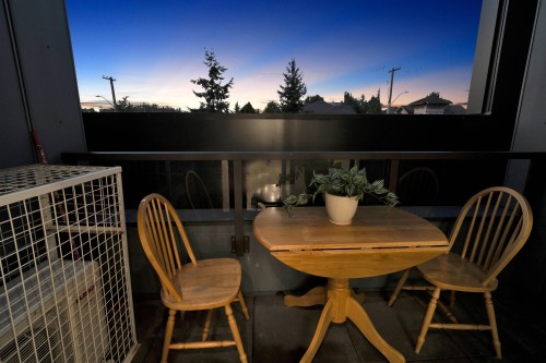 210-14438 72 Avenue, Surrey, BC 