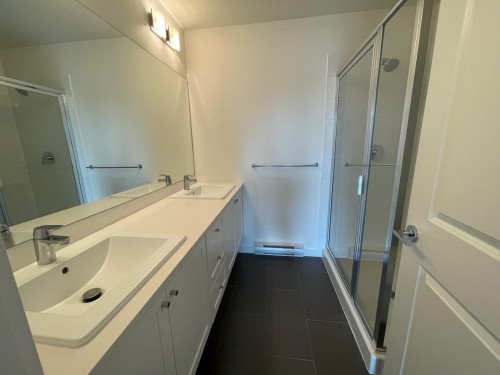 301-16633 24 Avenue, Surrey, BC 