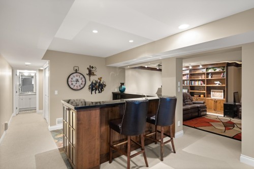 1-3300 157A Street, Surrey, BC 