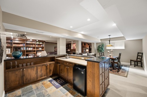 1-3300 157A Street, Surrey, BC 