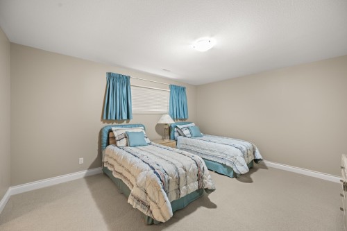 1-3300 157A Street, Surrey, BC 