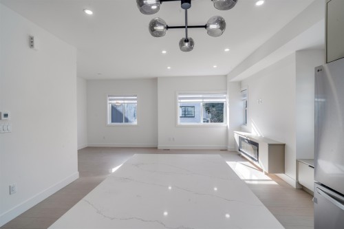 1-8335 115 Street, Delta, BC 