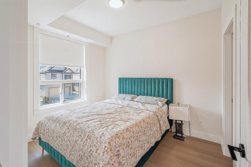 208-14818 60 Avenue, Surrey, BC 