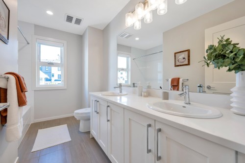 124-1833 165A Street, Surrey, BC 