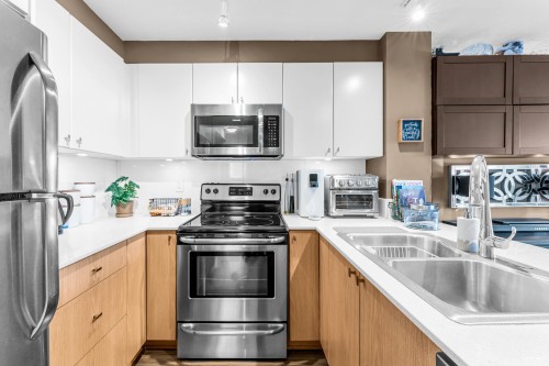 204-13740 75A Avenue, Surrey, BC 