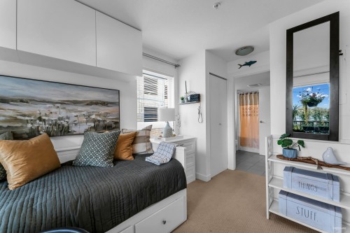 204-13740 75A Avenue, Surrey, BC 