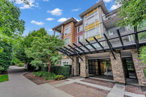 204-13740 75A Avenue, Surrey, BC 