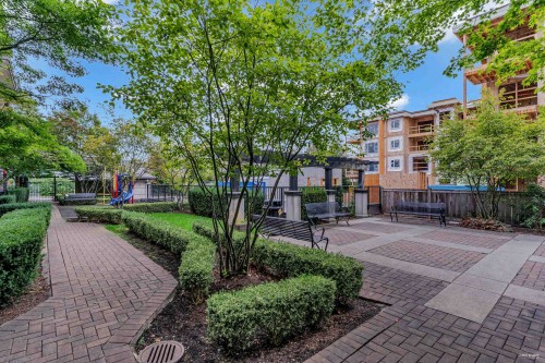 204-13740 75A Avenue, Surrey, BC 