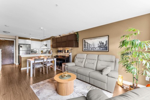 204-13740 75A Avenue, Surrey, BC 