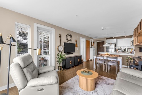 204-13740 75A Avenue, Surrey, BC 