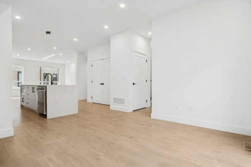 3-19667 55A Avenue, Langley, BC 