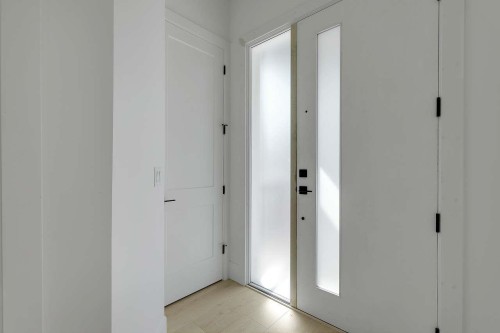 7682 196 Street, Langley, BC 