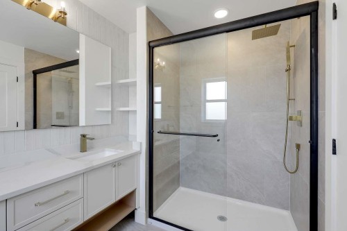 7682 196 Street, Langley, BC 