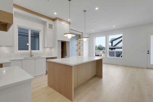 7682 196 Street, Langley, BC 