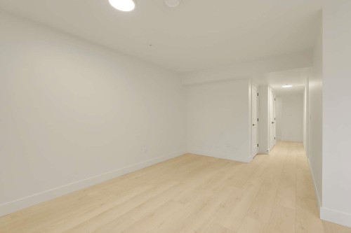 7682 196 Street, Langley, BC 