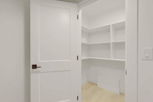 7682 196 Street, Langley, BC 