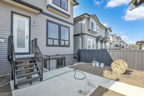 7682 196 Street, Langley, BC 