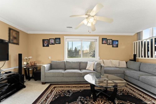 15796 95A Avenue, Surrey, BC 