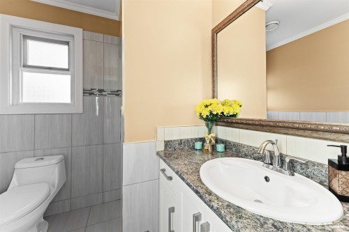 15796 95A Avenue, Surrey, BC 