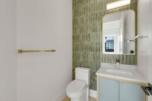 7678 196 Street, Langley, BC 