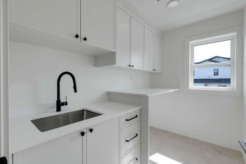 7678 196 Street, Langley, BC 