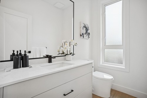 12-19667 55A Avenue, Langley, BC 