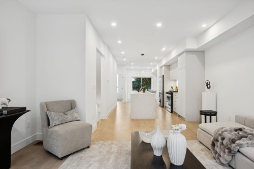 12-19667 55A Avenue, Langley, BC 