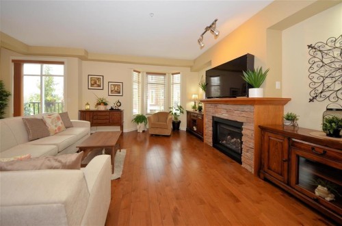 20738 84 Avenue, Langley, BC 