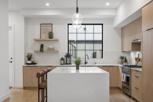 19758 76 Avenue, Langley, BC 