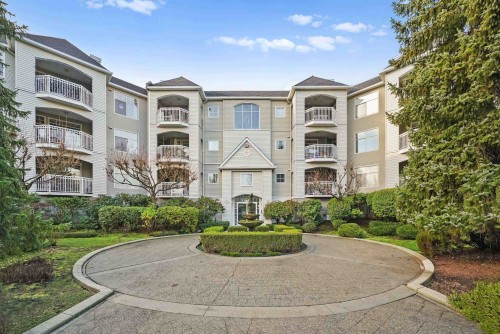 306-5677 208 Street, Langley, BC 