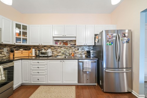 306-5677 208 Street, Langley, BC 