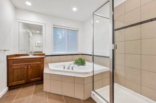 7050 208A Street, Langley, BC 