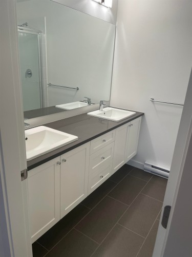 15848 Fraser Highway, Surrey, BC 