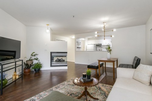 401-5465 201 Street, Langley, BC 