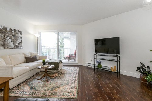 401-5465 201 Street, Langley, BC 