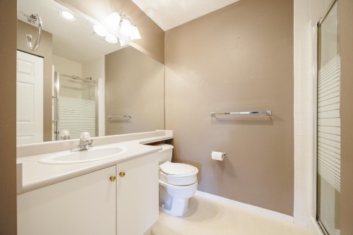 305-20381 96 Avenue, Langley, BC 