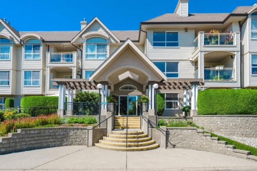 305-20381 96 Avenue, Langley, BC 